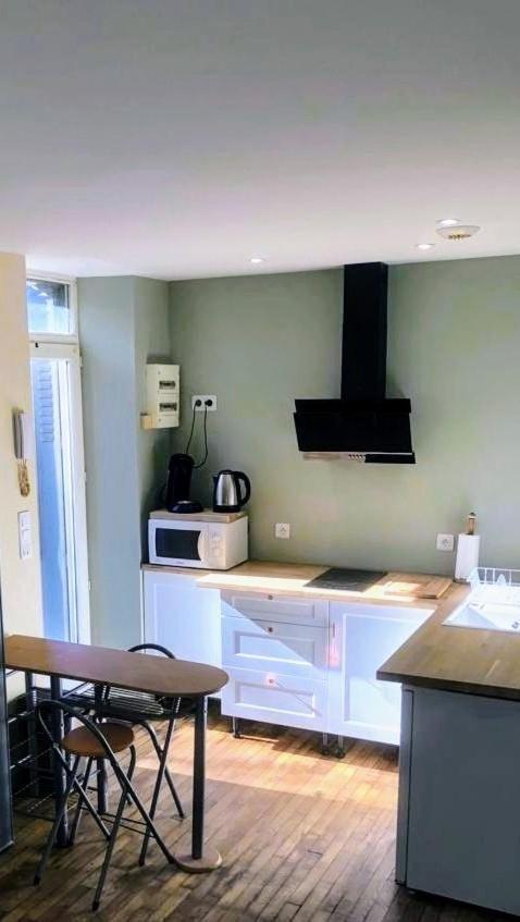 Logement A Brive Avec Terrasse Et Climatisation - Pres De La Gare Et Du Centre-Ville - Wifi Et Stationnement Gratuit Exteriör bild