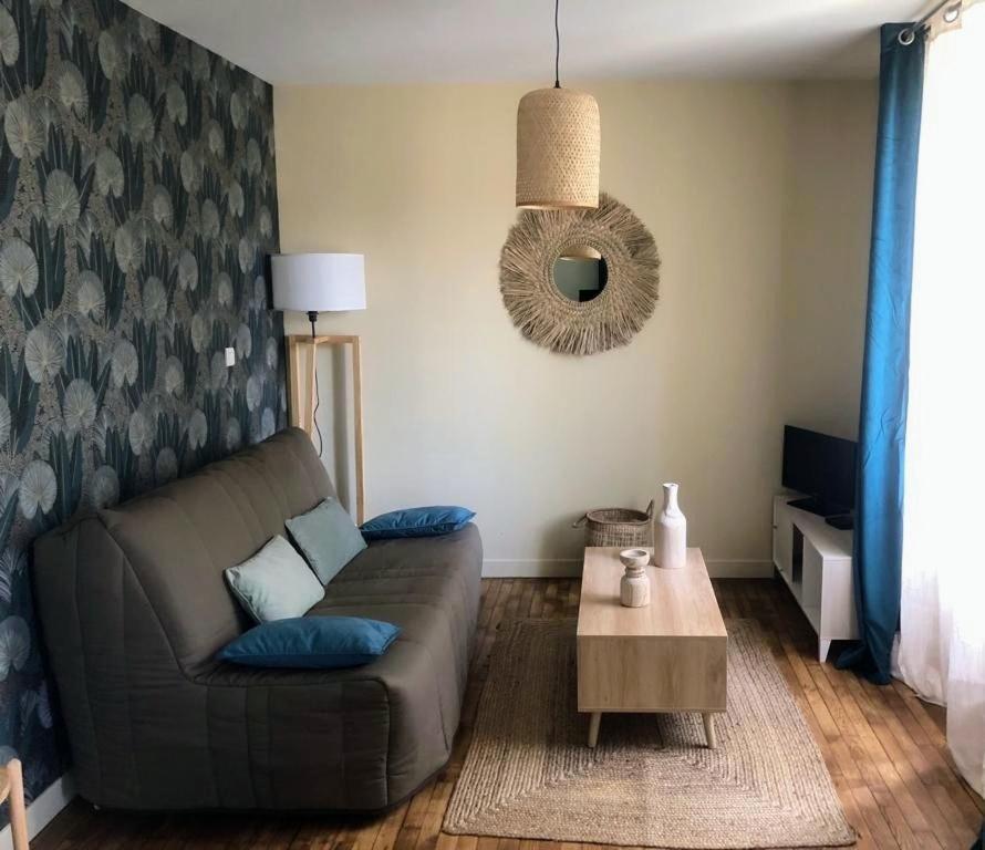 Logement A Brive Avec Terrasse Et Climatisation - Pres De La Gare Et Du Centre-Ville - Wifi Et Stationnement Gratuit Exteriör bild